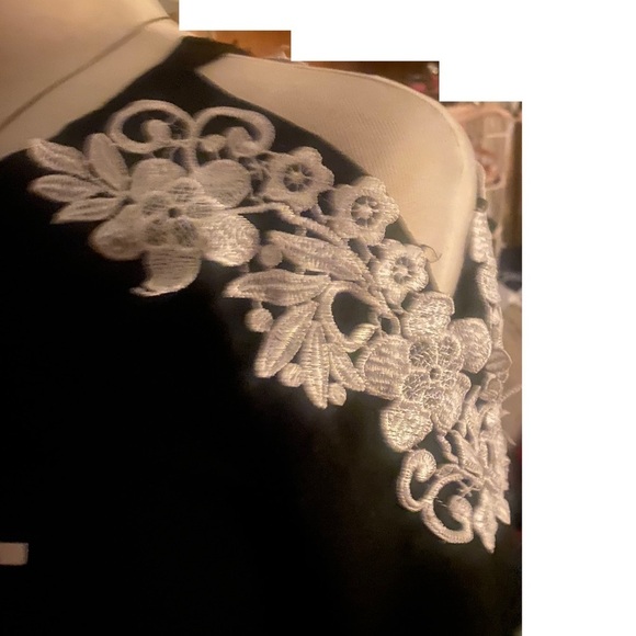 Don’t Feel Small Tunic, Mini Dress, Nightgown - Picture 3 of 4